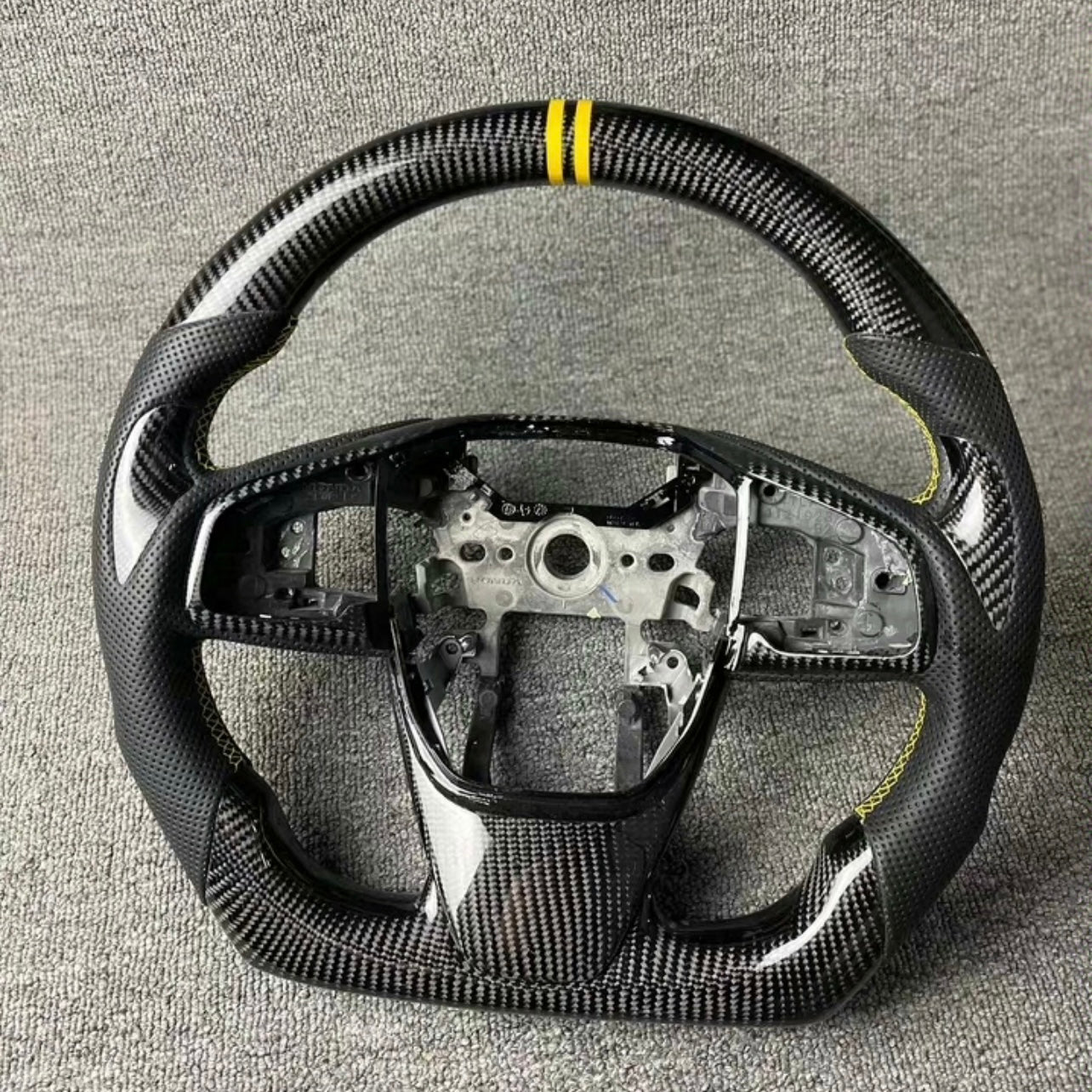 Volante de fibra de carbono personalizado estilo A