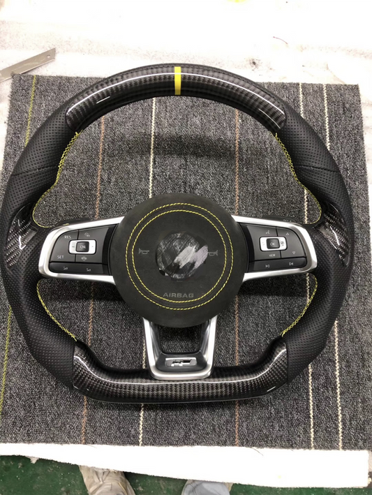 Personalised carbon fibre steering wheel style G