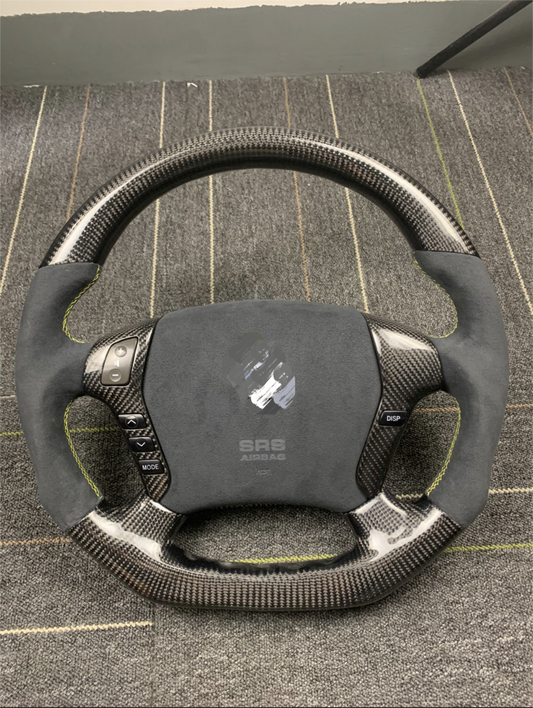 Personalised carbon fibre steering wheel style H