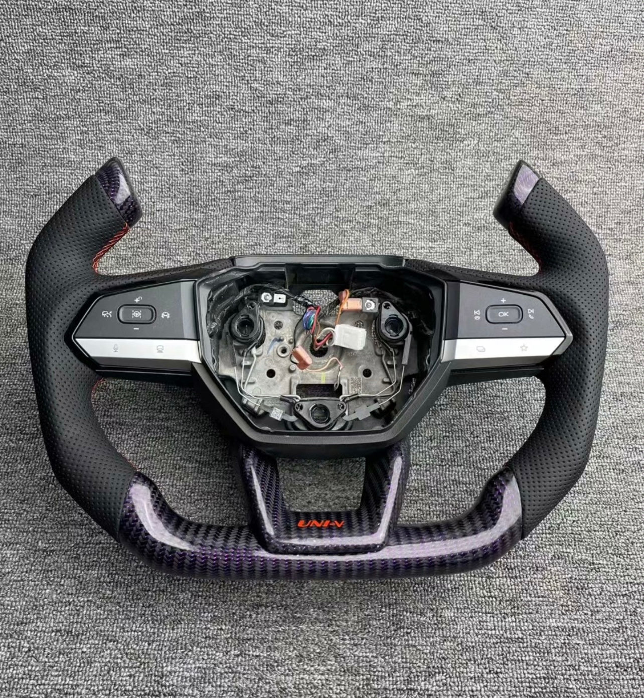 Personalised carbon fibre steering wheel style I